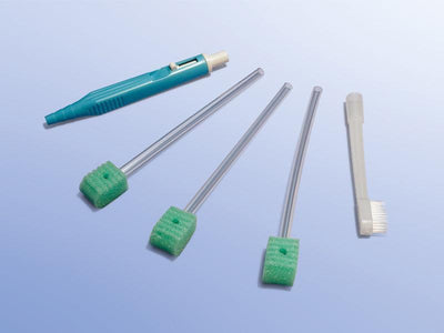 Mundpflegeset mit Handgriff, Zahnbürste, 3 Schwämmchen, steril, PZN 6404721, 4300466500 - Notemed Medizintechnik 