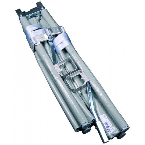Krankentrage, 2x klappbar, mit 4 Rollfüßen, aus Chemiefasergewebe, hoch reißfest und widerstandsfähig, wasserdicht und desinfizierbar, ultraSTRETCHER "0710", 4 Rollenfüße, sani-grau, SAN-0104-4R - Notemed Medizintechnik 